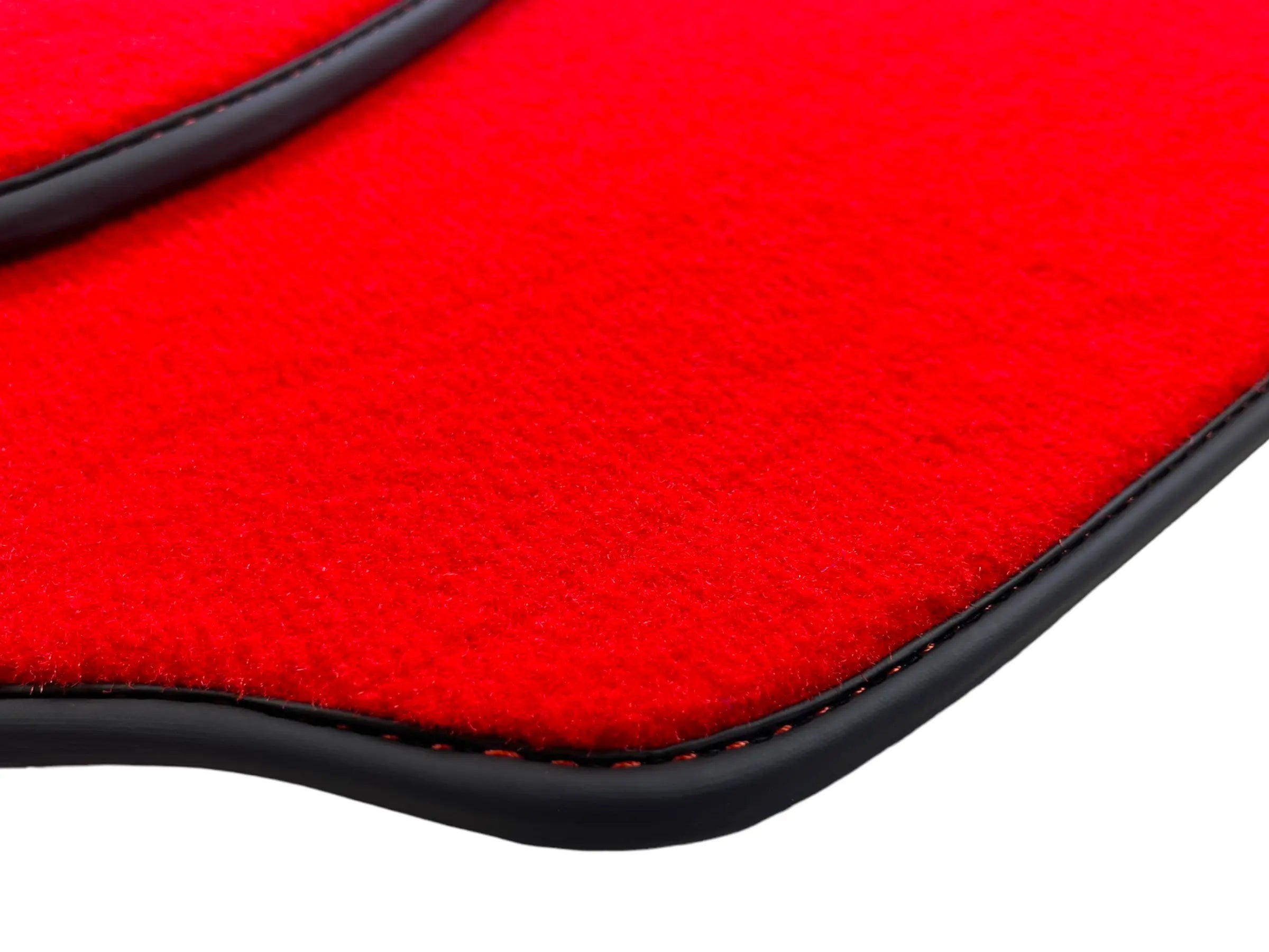 Red Floor Mats For Mercedes-Benz SL R231 2012–2020 Black Trim