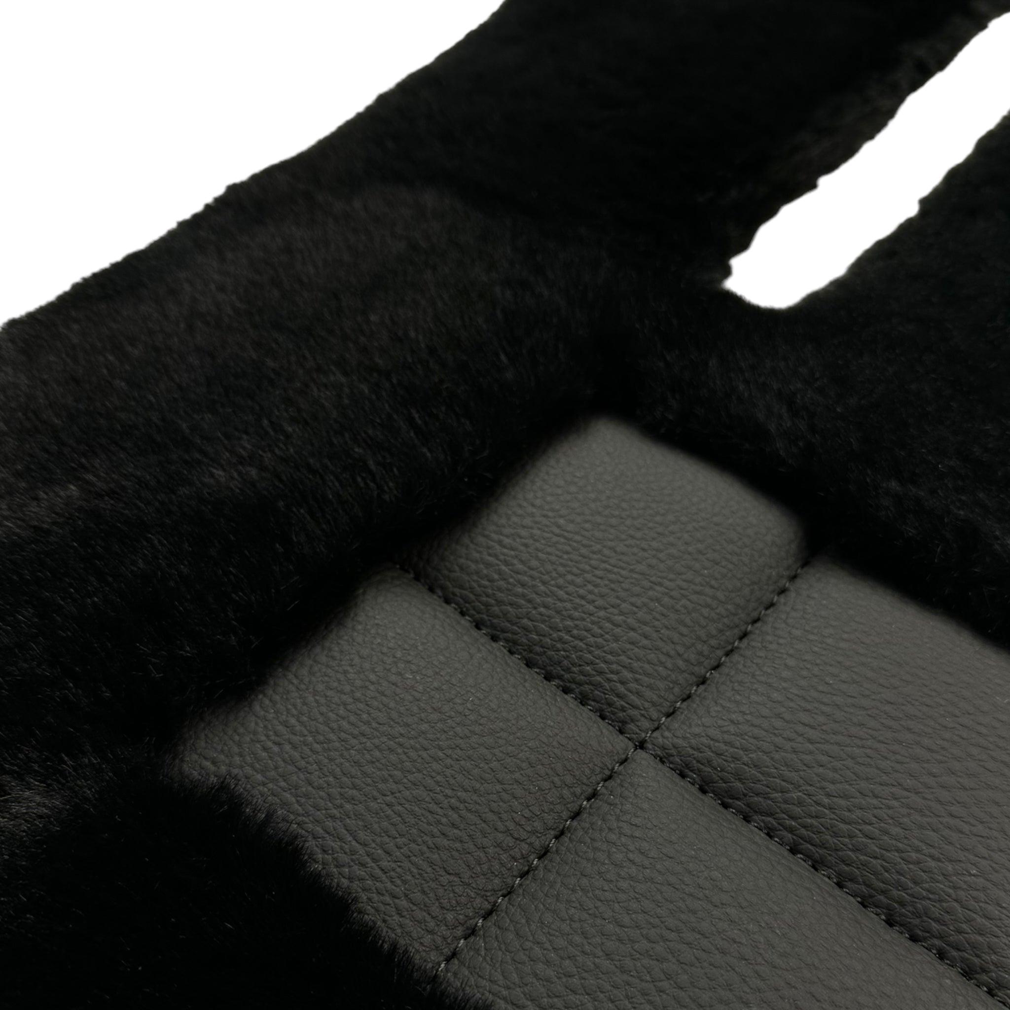 Black Sheepskin Floor Mats For Mercedes Benz S-Class W221 (2005-2013) Long Wheelbase | ER56 Design